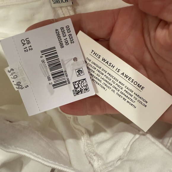 American Eagle Dreamy Drape Baggy Bermuda Shorts, White, size 12 - Picture 11 of 11